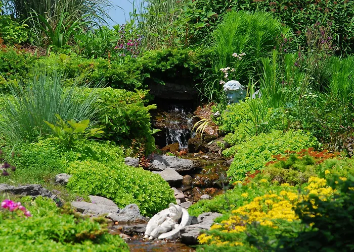 Golden Pathways Retreat B&B