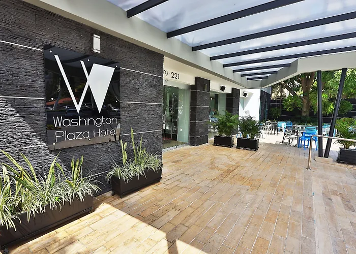 Washington Plaza