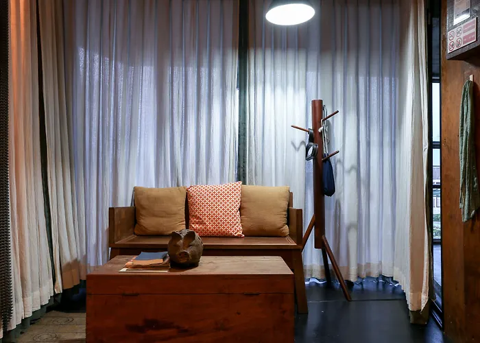 Mo Rooms
