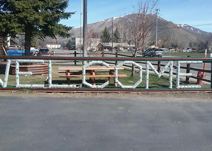 High Country Motel