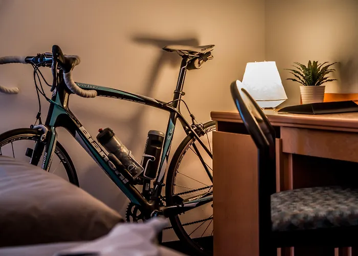 Fly Bike Hotel