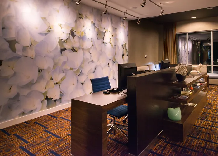 Courtyard By Marriott Hot Springs