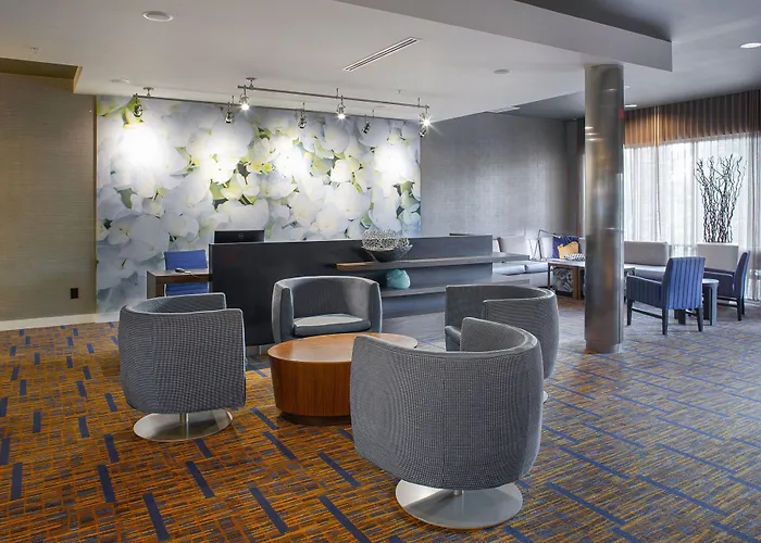 Courtyard By Marriott Hot Springs