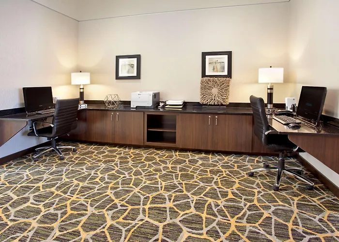 Hampton Inn & Suites - Minneapolis/Downtown