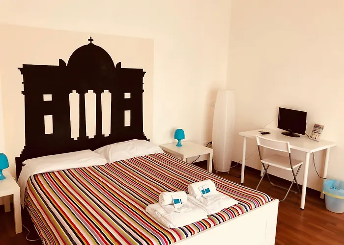 Castelnuovo Rooms #Politeama