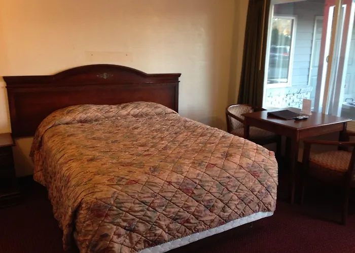 Villa West Motel