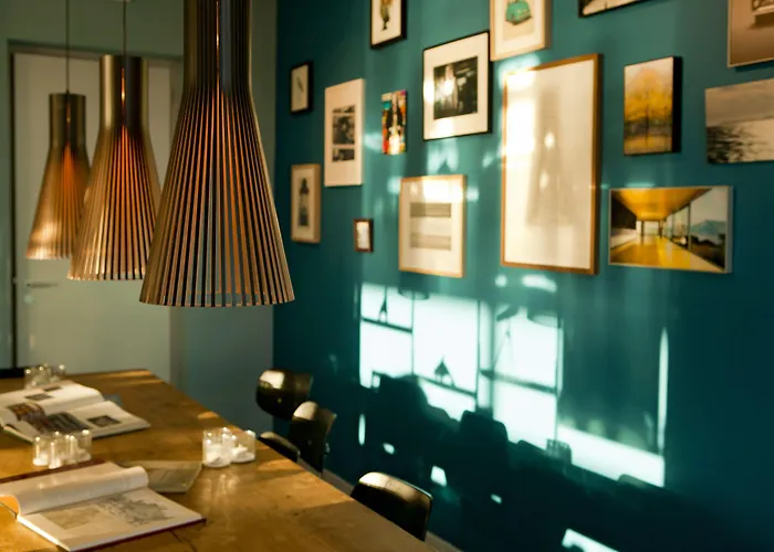 Vesper Hotel