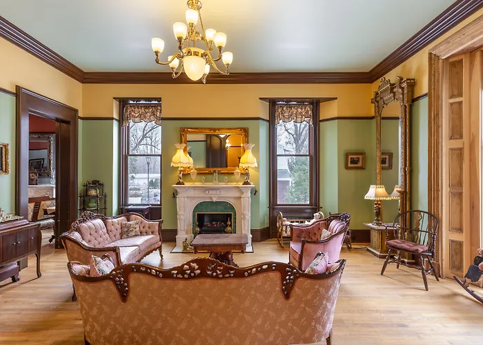 Steele Mansion Inn & Gathering Hub