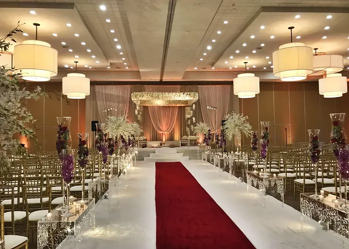 Embassy Suites By Hilton Chicago Naperville