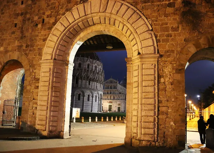 Hotel Pisa Tower