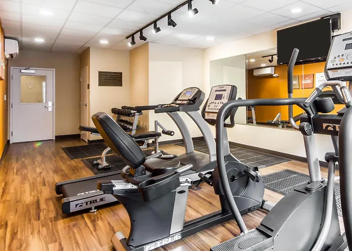 Comfort Suites Woodland - Sacramento Airport