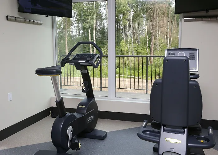 Best Western Plus Sawridge Suites