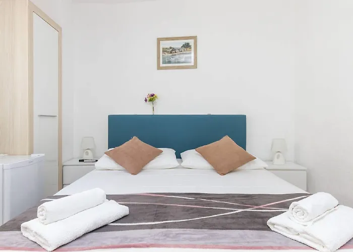 Peruzovic Rooms 1
