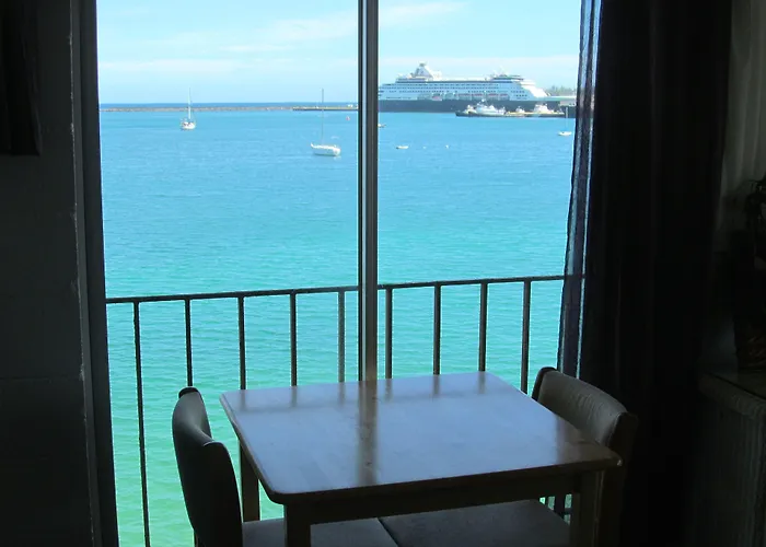 Hilo Reeds Bay Hotel