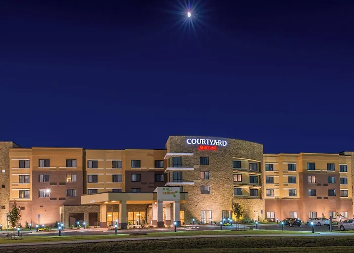 Courtyard By Marriott Jacksonville
