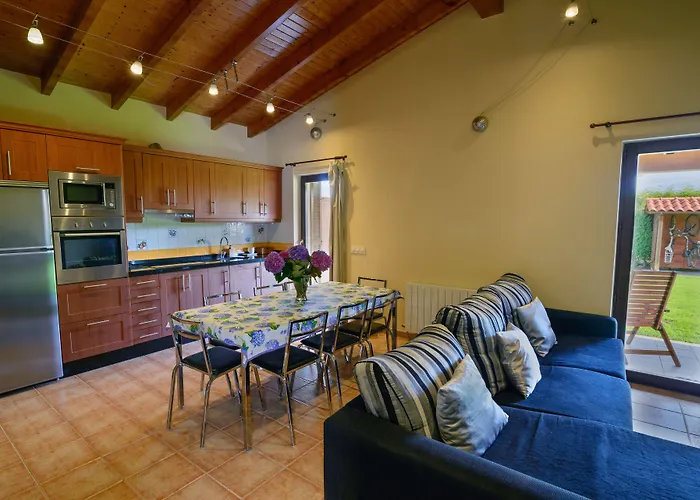 Casona de Llanorrozo Apartamentos Rurales