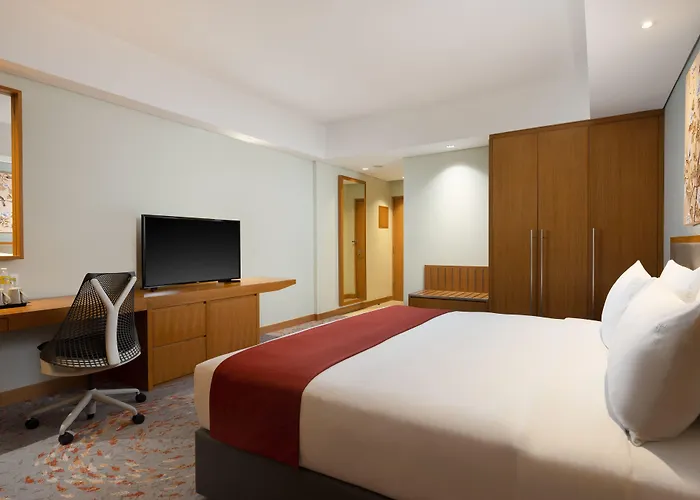 Holiday Inn & Suites Jakarta Gajah Mada By Ihg