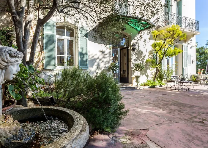 Logis Hotel La Bellaudiere