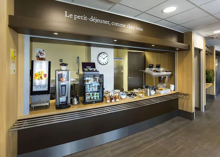 B&B HOTEL Niort Marais Poitevin