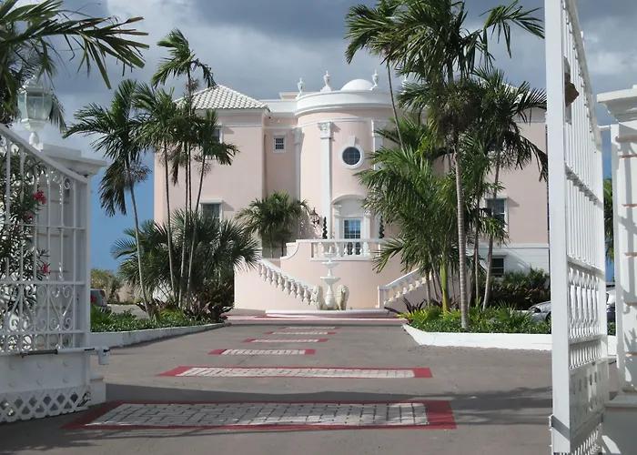 Ocean West Boutique Hotel