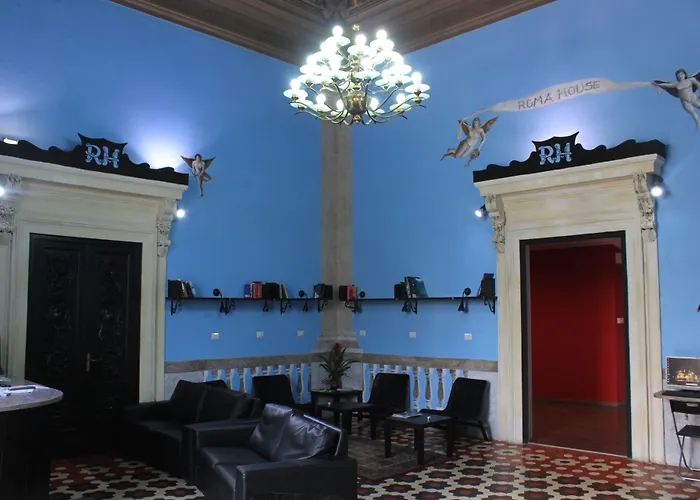 Hotel The Roma House
