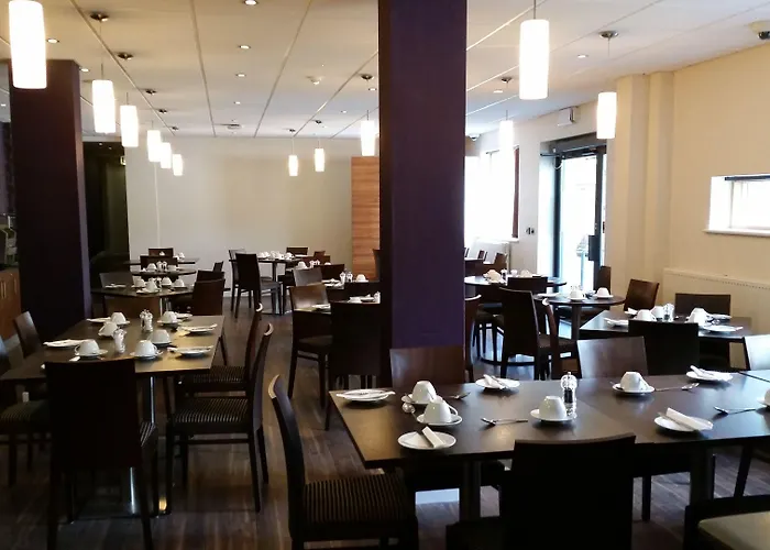 Lancaster Hotel