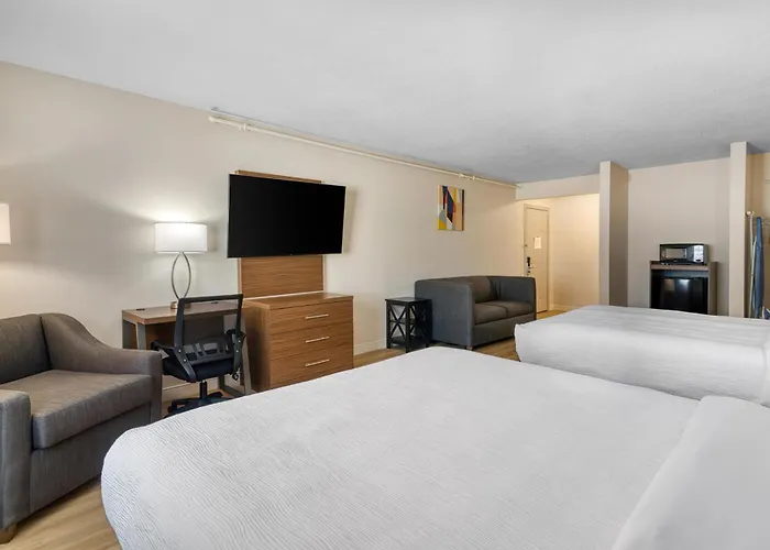 Baldwin Inn & Suites, Surestay Collection By Best Western