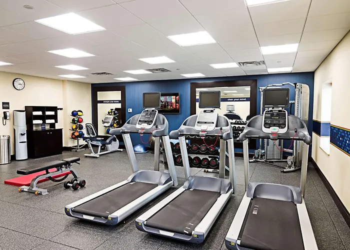 Hampton Inn By Hilton Ottawa Airport