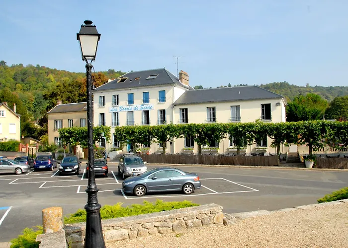 Logis Hotel & Restaurant - Les Bords De Seine