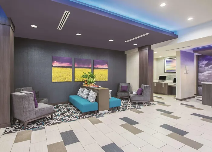 La Quinta By Wyndham Enid