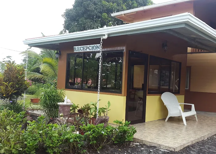 Loma Real Hot Springs Bed & Breakfast