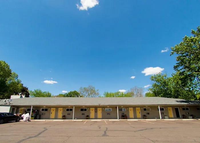 Scottish Inn And Suites - Bensalem-Philadelphia