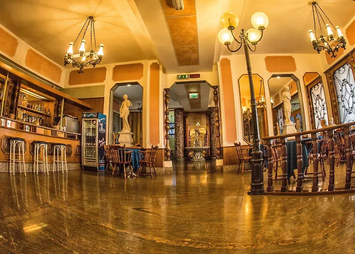 Tourist Hotel
