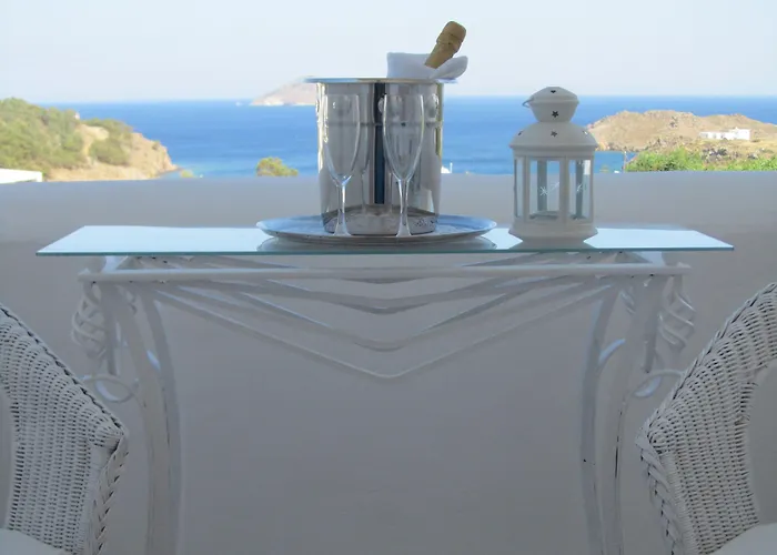 Porto Scoutari Romantic Hotel
