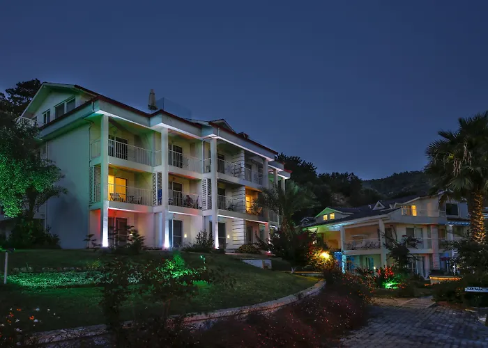 Morina Deluxe Hotel