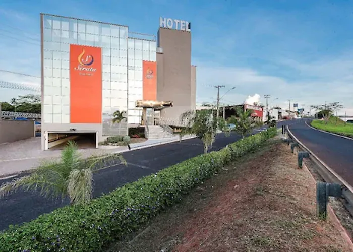Serata Hotel