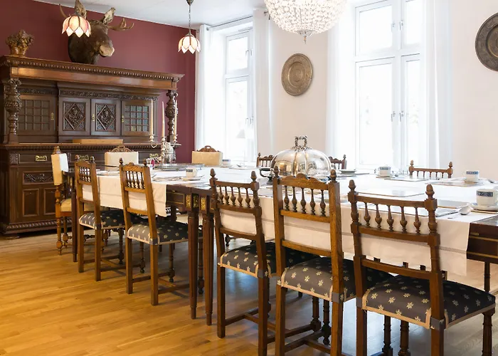 Varmland Hotel