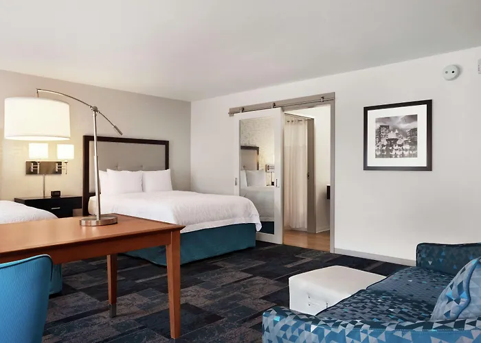 Hampton Inn & Suites Rosemont Chicago O'Hare