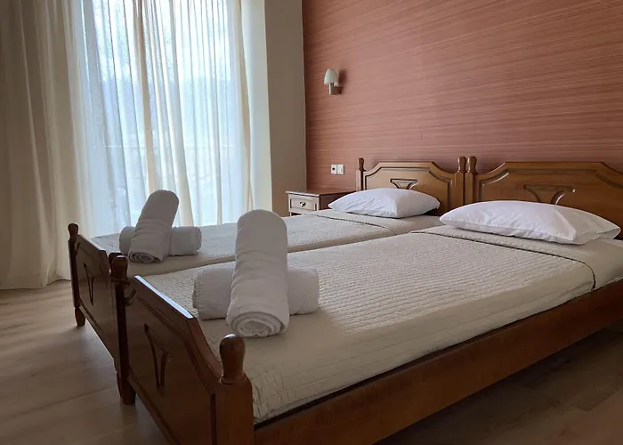 Hotel Flisvos