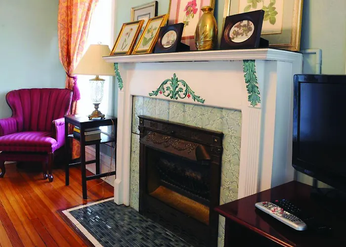 The Holiday Chalet Victorian