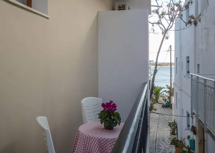 Panormos Hotel&Studios