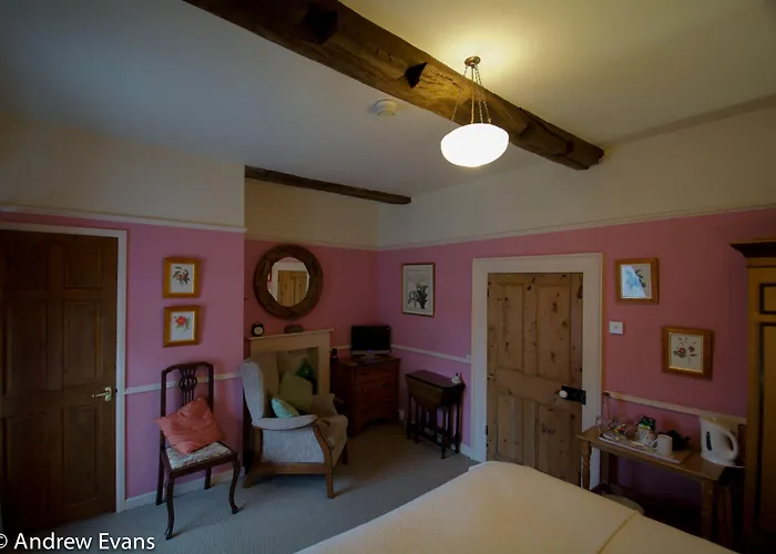 Lea House Bed And Breakfast