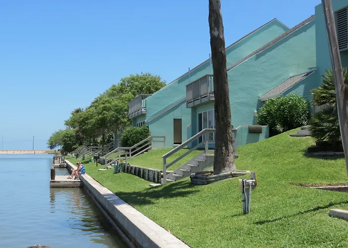 Multi Resorts At Puente Vista