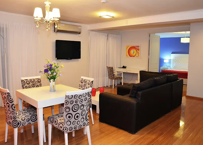 Le Parc Hotel & Suite