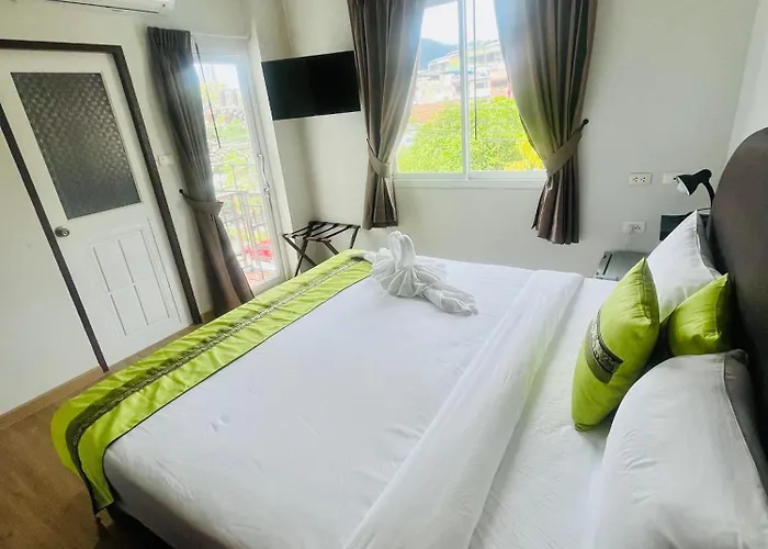 28 Boutique Hotel - Newly Renovated
