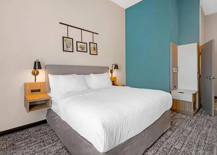 Sleep Inn & Suites