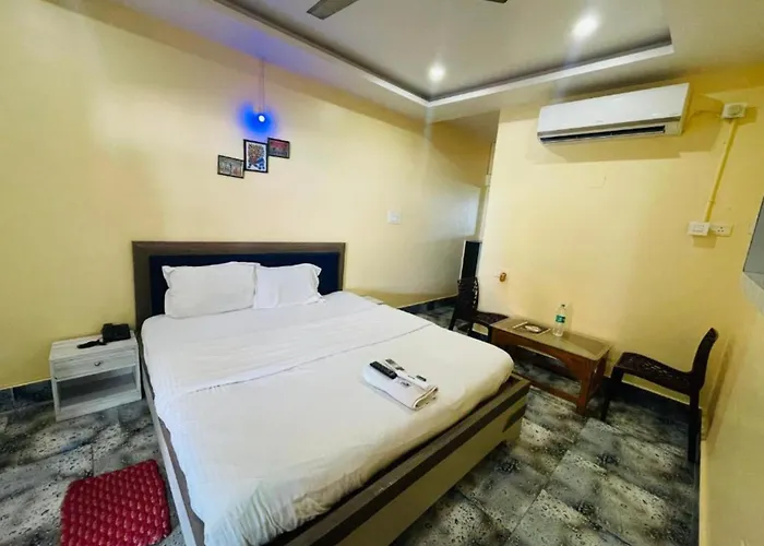 Hotel Sea Crown Near Jagannath Temple