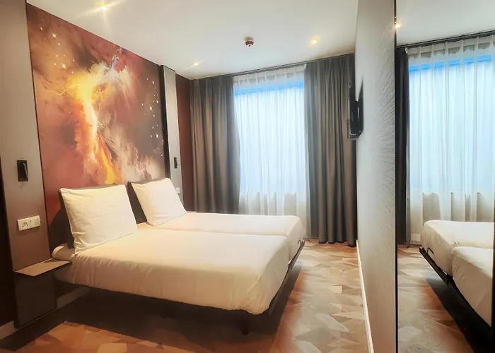 Nebula Hotel By Ine'S