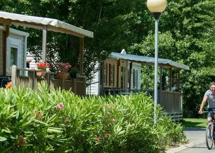 Mobilhome 6-8 personnes - Camping La Carabasse