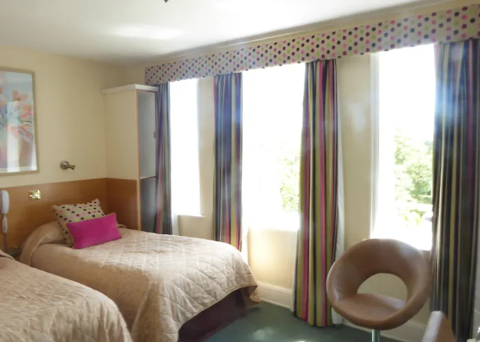 Park Manor Hotel